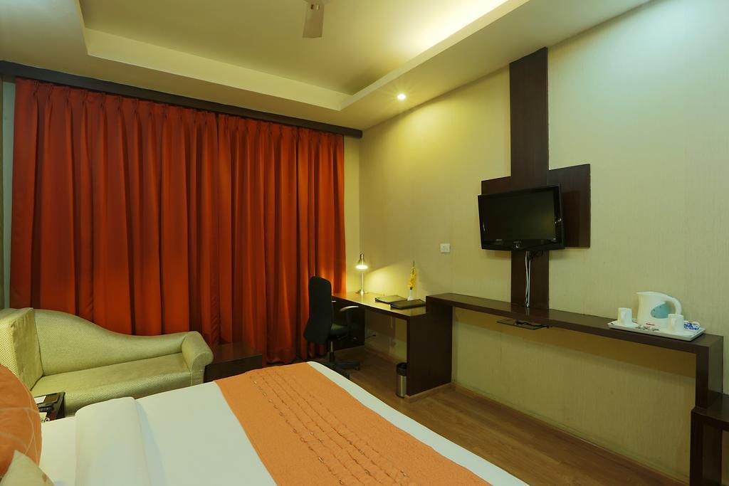 Corporate Regency Hotel New Delhi Ngoại thất bức ảnh
