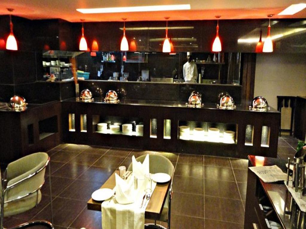 Corporate Regency Hotel New Delhi Ngoại thất bức ảnh